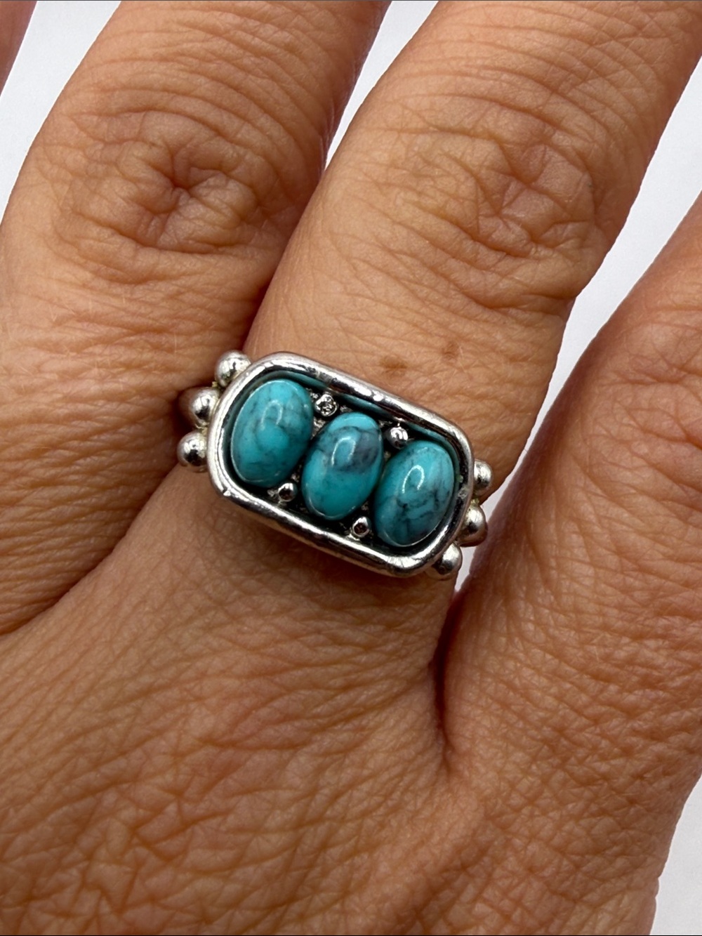 Vintage Avon Silver Tone Turquoise Blue Cocktail Statement Ring Adjustable